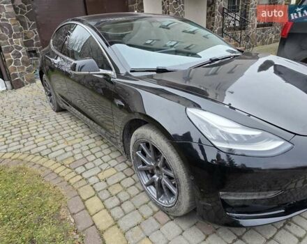 Чорний Тесла Модель 3, об'ємом двигуна 0 л та пробігом 142 тис. км за 14800 $, фото 1 на Automoto.ua