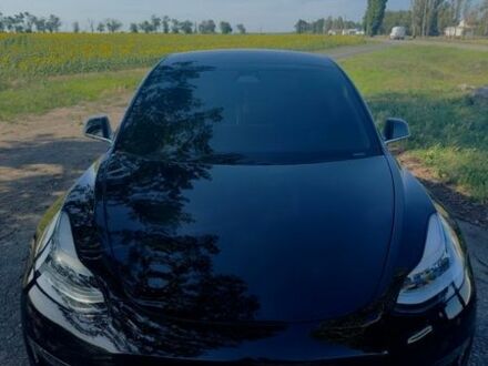 Черный Тесла Модель 3, объемом двигателя 0 л и пробегом 45 тыс. км за 18000 $, фото 1 на Automoto.ua