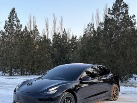 Черный Тесла Модель 3, объемом двигателя 0 л и пробегом 80 тыс. км за 18500 $, фото 1 на Automoto.ua