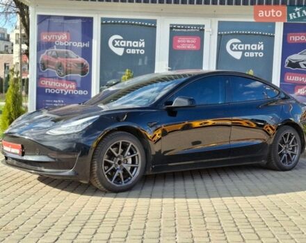 Черный Тесла Модель 3, объемом двигателя 0 л и пробегом 134 тыс. км за 14000 $, фото 1 на Automoto.ua