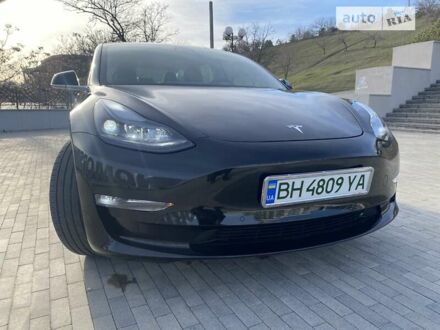 Чорний Тесла Модель 3, об'ємом двигуна 0 л та пробігом 61 тис. км за 24800 $, фото 1 на Automoto.ua