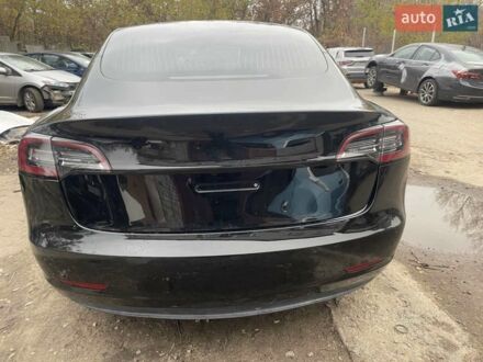 Черный Тесла Модель 3, объемом двигателя 0 л и пробегом 196 тыс. км за 14950 $, фото 1 на Automoto.ua