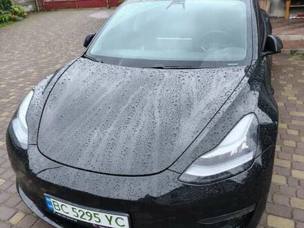 Чорний Тесла Модель 3, об'ємом двигуна 0 л та пробігом 96 тис. км за 12000 $, фото 1 на Automoto.ua