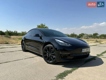 Тесла Модель 3 2019 в Николаеве на Automoto.ua Черный Тесла Модель 3, объемом двигателя 0 л и пробегом 69 тыс. км за 16000 $, фото 1 на Automoto.ua