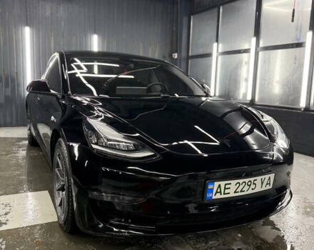 Чорний Тесла Модель 3, об'ємом двигуна 0 л та пробігом 84 тис. км за 20000 $, фото 1 на Automoto.ua