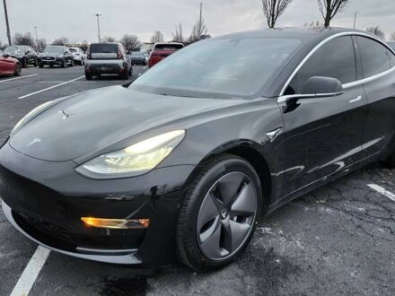 Черный Тесла Модель 3, объемом двигателя 0 л и пробегом 37 тыс. км за 8900 $, фото 1 на Automoto.ua