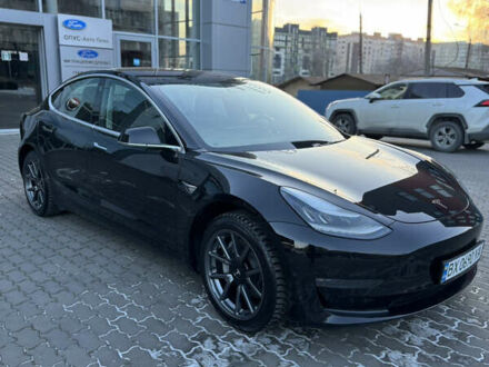 Тесла Модель 3 2019 у Хмельницькому на Automoto.ua Чорний Тесла Модель 3, об'ємом двигуна 0 л та пробігом 97 тис. км за 20500 $, фото 1 на Automoto.ua