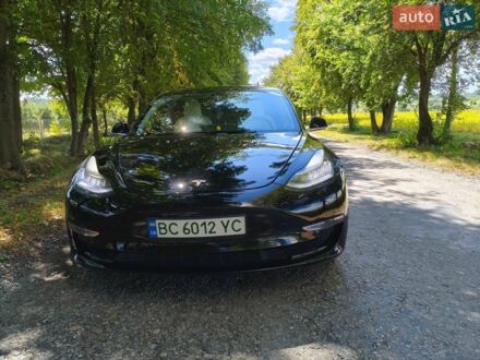 Чорний Тесла Модель 3, об'ємом двигуна 0 л та пробігом 65 тис. км за 17900 $, фото 1 на Automoto.ua