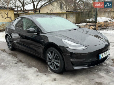 Черный Тесла Модель 3, объемом двигателя 0 л и пробегом 85 тыс. км за 12499 $, фото 1 на Automoto.ua
