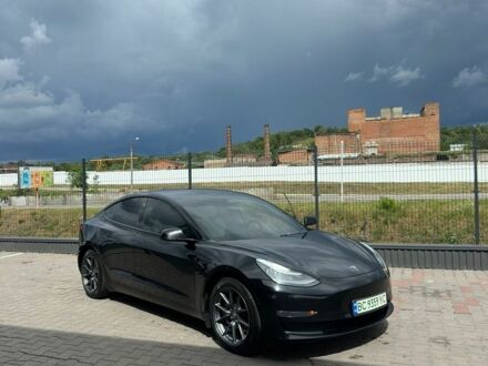 Чорний Тесла Модель 3, об'ємом двигуна 0 л та пробігом 106 тис. км за 15999 $, фото 1 на Automoto.ua