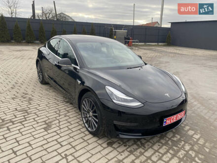 Тесла Модель 3 2019 у Городок на Automoto.ua Чорний Тесла Модель 3, об'ємом двигуна 0 л та пробігом 179 тис. км за 18600 $, фото 1 на Automoto.ua