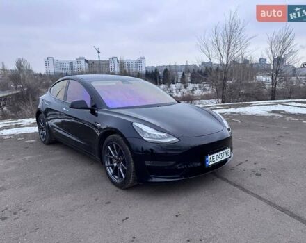 Черный Тесла Модель 3, объемом двигателя 0 л и пробегом 79 тыс. км за 23000 $, фото 1 на Automoto.ua