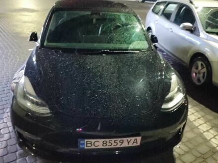 Тесла Модель 3 2019 у Львові на Automoto.ua Чорний Тесла Модель 3, об'ємом двигуна 0 л та пробігом 115 тис. км за 15900 $, фото 1 на Automoto.ua
