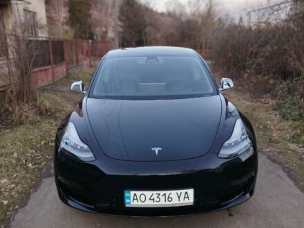 Чорний Тесла Модель 3, об'ємом двигуна 0 л та пробігом 135 тис. км за 395 $, фото 1 на Automoto.ua