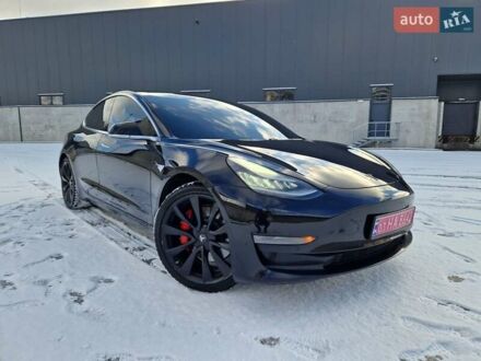 Тесла Модель 3 2019 у Києві на Automoto.ua Чорний Тесла Модель 3, об'ємом двигуна 0 л та пробігом 157 тис. км за 18750 $, фото 1 на Automoto.ua