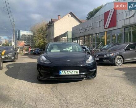 Черный Тесла Модель 3, объемом двигателя 0 л и пробегом 115 тыс. км за 18000 $, фото 1 на Automoto.ua