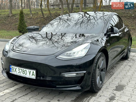 Черный Тесла Модель 3, объемом двигателя 0 л и пробегом 180 тыс. км за 17500 $, фото 1 на Automoto.ua