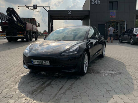 Тесла Модель 3 2019 у Калуше на Automoto.ua Чорний Тесла Модель 3, об'ємом двигуна 0 л та пробігом 80 тис. км за 24000 $, фото 1 на Automoto.ua