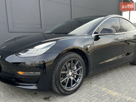 Черный Тесла Модель 3, объемом двигателя 0 л и пробегом 165 тыс. км за 15500 $, фото 1 на Automoto.ua