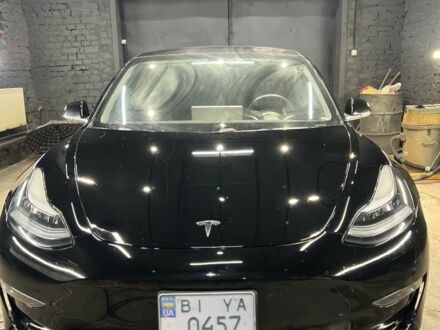Чорний Тесла Модель 3, об'ємом двигуна 0 л та пробігом 180 тис. км за 16000 $, фото 1 на Automoto.ua