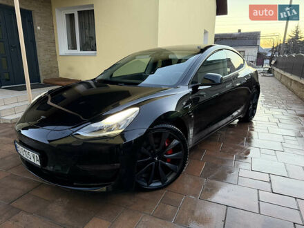 Черный Тесла Модель 3, объемом двигателя 0 л и пробегом 124 тыс. км за 20500 $, фото 1 на Automoto.ua