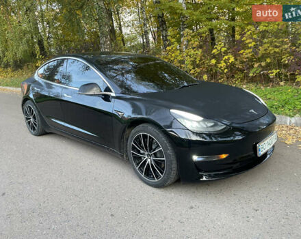 Черный Тесла Модель 3, объемом двигателя 0 л и пробегом 98 тыс. км за 16000 $, фото 1 на Automoto.ua