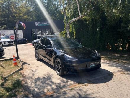 Чорний Тесла Модель 3, об'ємом двигуна 0 л та пробігом 107 тис. км за 17900 $, фото 1 на Automoto.ua