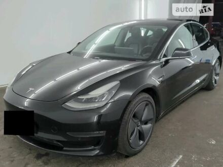 Тесла Модель 3 2019 в Львове на Automoto.ua Черный Тесла Модель 3, объемом двигателя 0 л и пробегом 300 тыс. км за 15800 $, фото 1 на Automoto.ua