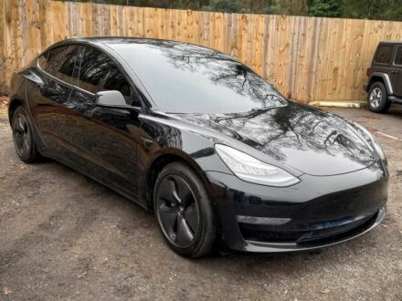 Черный Тесла Модель 3, объемом двигателя 0 л и пробегом 45 тыс. км за 9000 $, фото 1 на Automoto.ua