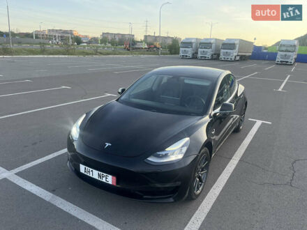 Тесла Модель 3 2019 в Мукачеве на Automoto.ua Черный Тесла Модель 3, объемом двигателя 0 л и пробегом 206 тыс. км за 19500 $, фото 1 на Automoto.ua