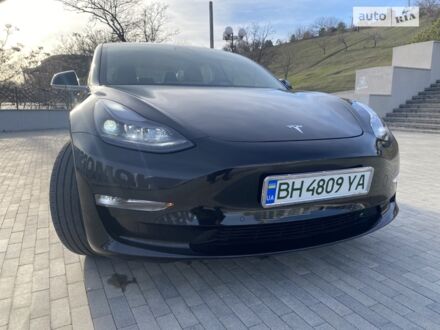 Чорний Тесла Модель 3, об'ємом двигуна 0 л та пробігом 61 тис. км за 24800 $, фото 1 на Automoto.ua