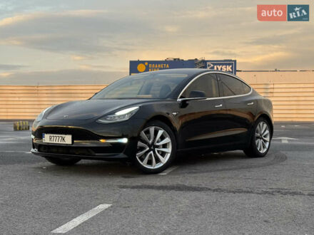 Черный Тесла Модель 3, объемом двигателя 0 л и пробегом 98 тыс. км за 17900 $, фото 1 на Automoto.ua