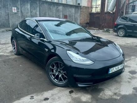 Черный Тесла Модель 3, объемом двигателя 0 л и пробегом 196 тыс. км за 16500 $, фото 1 на Automoto.ua