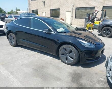 Черный Тесла Модель 3, объемом двигателя 0 л и пробегом 130 тыс. км за 11500 $, фото 1 на Automoto.ua