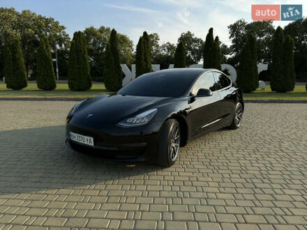 Чорний Тесла Модель 3, об'ємом двигуна 0 л та пробігом 118 тис. км за 17999 $, фото 1 на Automoto.ua