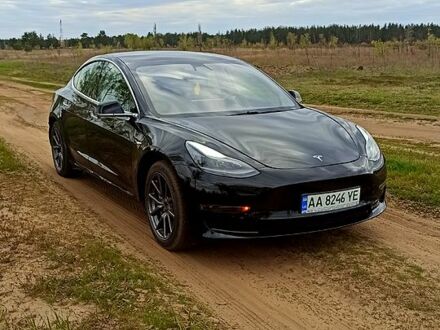 Черный Тесла Модель 3, объемом двигателя 0 л и пробегом 83 тыс. км за 13300 $, фото 1 на Automoto.ua
