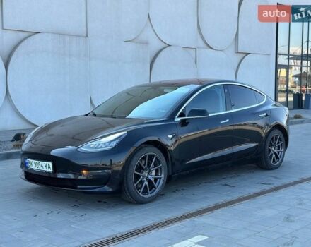 Черный Тесла Модель 3, объемом двигателя 0 л и пробегом 156 тыс. км за 15500 $, фото 1 на Automoto.ua