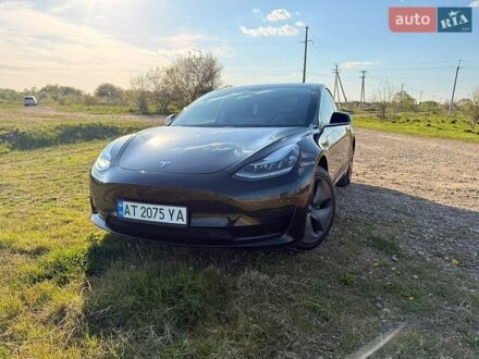 Чорний Тесла Модель 3, об'ємом двигуна 0 л та пробігом 116 тис. км за 16500 $, фото 1 на Automoto.ua