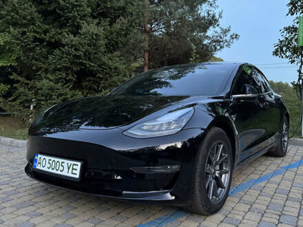 Тесла Модель 3 2019 в Мукачеве на Automoto.ua Черный Тесла Модель 3, объемом двигателя 0 л и пробегом 81 тыс. км за 19999 $, фото 1 на Automoto.ua