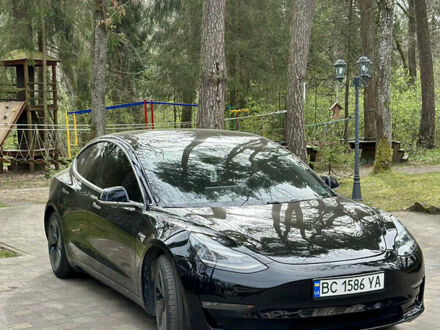 Чорний Тесла Модель 3, об'ємом двигуна 0 л та пробігом 72 тис. км за 20600 $, фото 1 на Automoto.ua