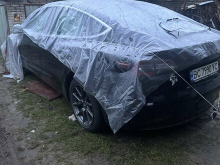 Черный Тесла Модель 3, объемом двигателя 0 л и пробегом 205 тыс. км за 14500 $, фото 1 на Automoto.ua