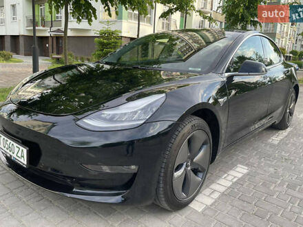 Тесла Модель 3 2019 в Ивано-Франковске на Automoto.ua Черный Тесла Модель 3, объемом двигателя 0 л и пробегом 69 тыс. км за 16499 $, фото 1 на Automoto.ua