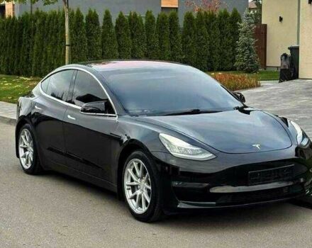 Черный Тесла Модель 3, объемом двигателя 0 л и пробегом 190 тыс. км за 10000 $, фото 1 на Automoto.ua