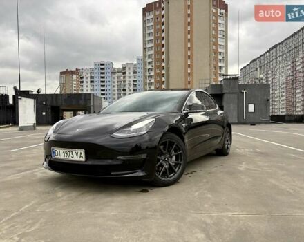 Черный Тесла Модель 3, объемом двигателя 0 л и пробегом 70 тыс. км за 15900 $, фото 1 на Automoto.ua