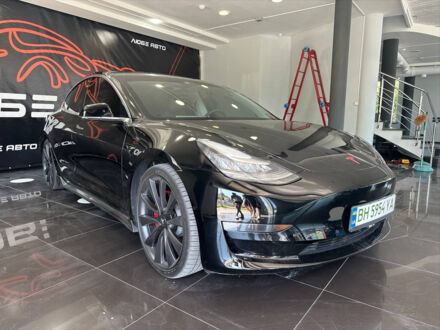 Тесла Модель 3 2019 в Одессе на Automoto.ua Черный Тесла Модель 3, объемом двигателя 0 л и пробегом 66 тыс. км за 21500 $, фото 1 на Automoto.ua