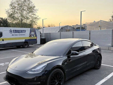 Чорний Тесла Модель 3, об'ємом двигуна 0 л та пробігом 92 тис. км за 19500 $, фото 1 на Automoto.ua