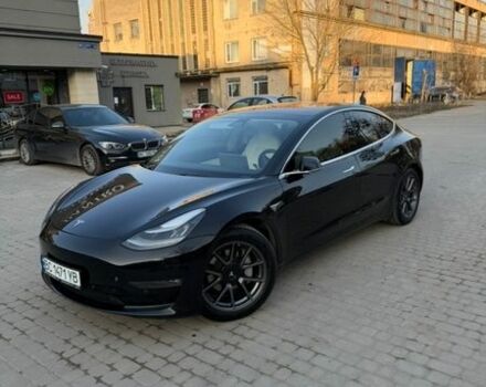 Черный Тесла Модель 3, объемом двигателя 0 л и пробегом 90 тыс. км за 16999 $, фото 1 на Automoto.ua