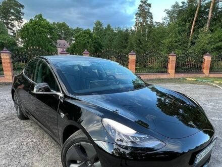 Чорний Тесла Модель 3, об'ємом двигуна 0 л та пробігом 107 тис. км за 17700 $, фото 1 на Automoto.ua