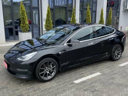 Тесла Модель 3 2019 у Рівному на Automoto.ua Чорний Тесла Модель 3, об'ємом двигуна 0 л та пробігом 240 тис. км за 12500 $, фото 1 на Automoto.ua