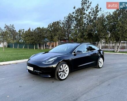 Черный Тесла Модель 3, объемом двигателя 0 л и пробегом 127 тыс. км за 15700 $, фото 1 на Automoto.ua